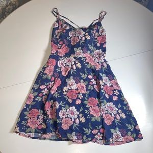 🌸Gorgeous summer dress 💜🌼